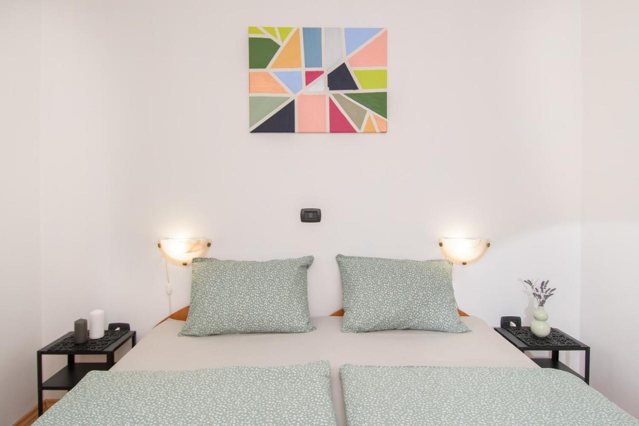 Apartman Alba Karigador Exterior foto